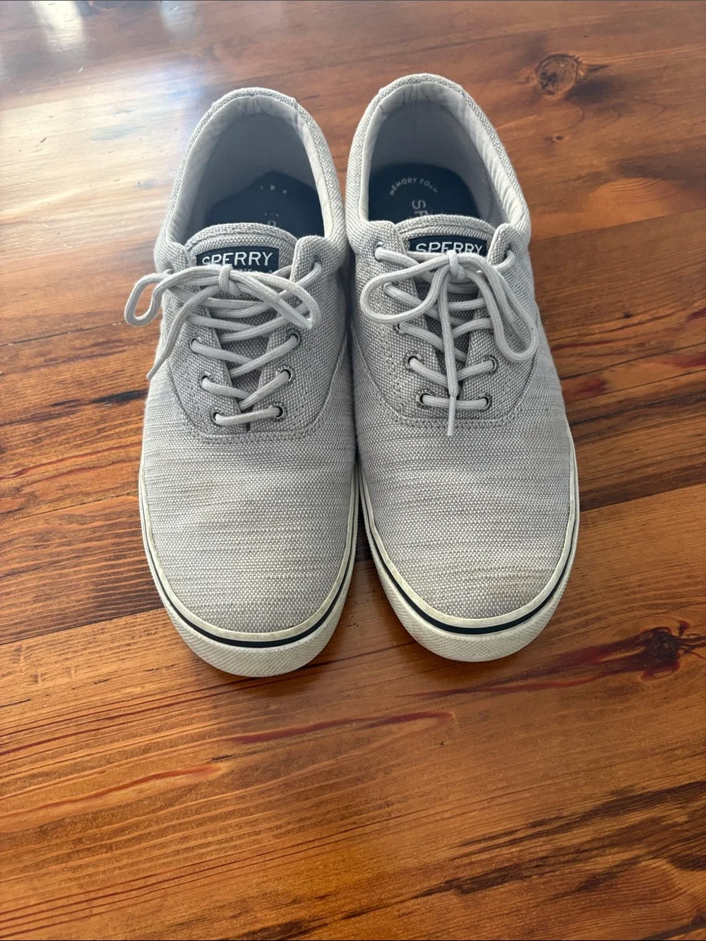 Sperry Men’s Light Gray Canvas Lace-Up Boat Shoes
